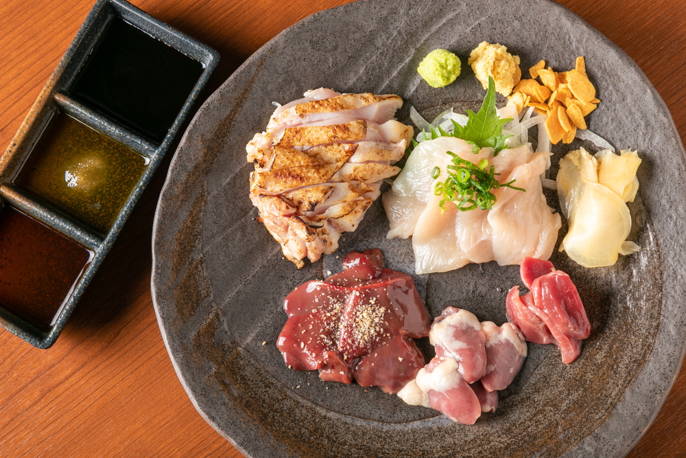 かしわ屋HOCCOの地鶏刺身